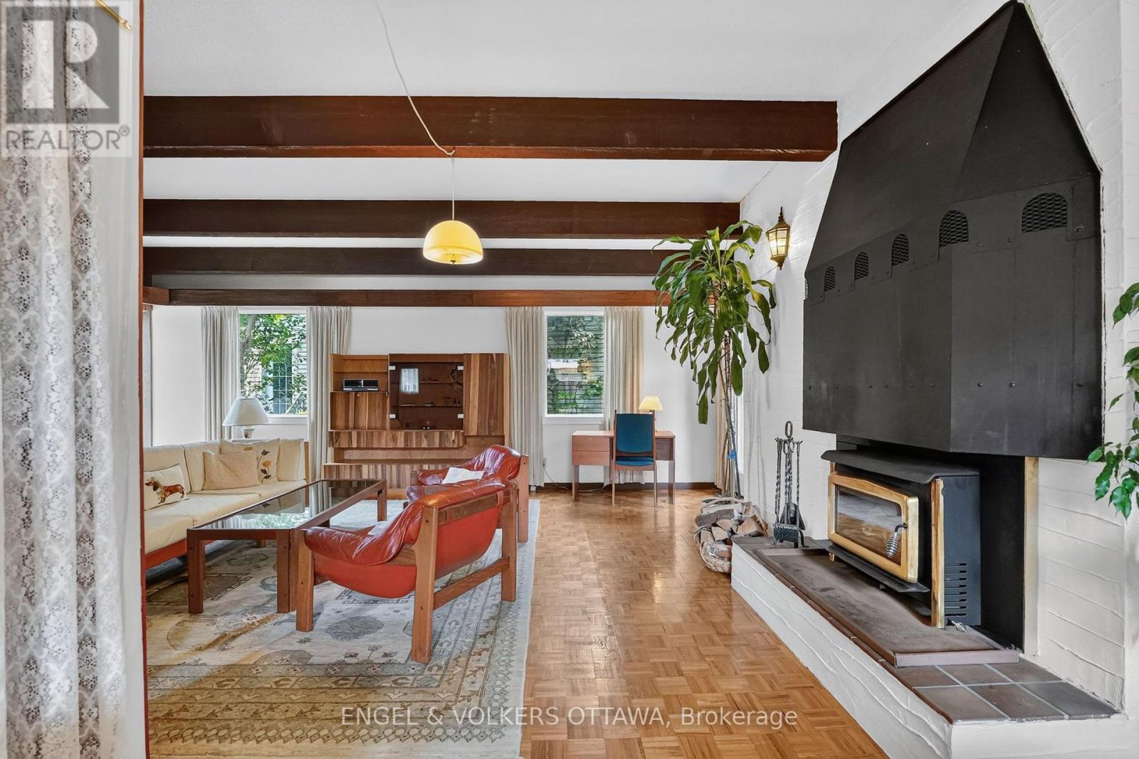 2101 Alta Vista Drive, Ottawa, ON