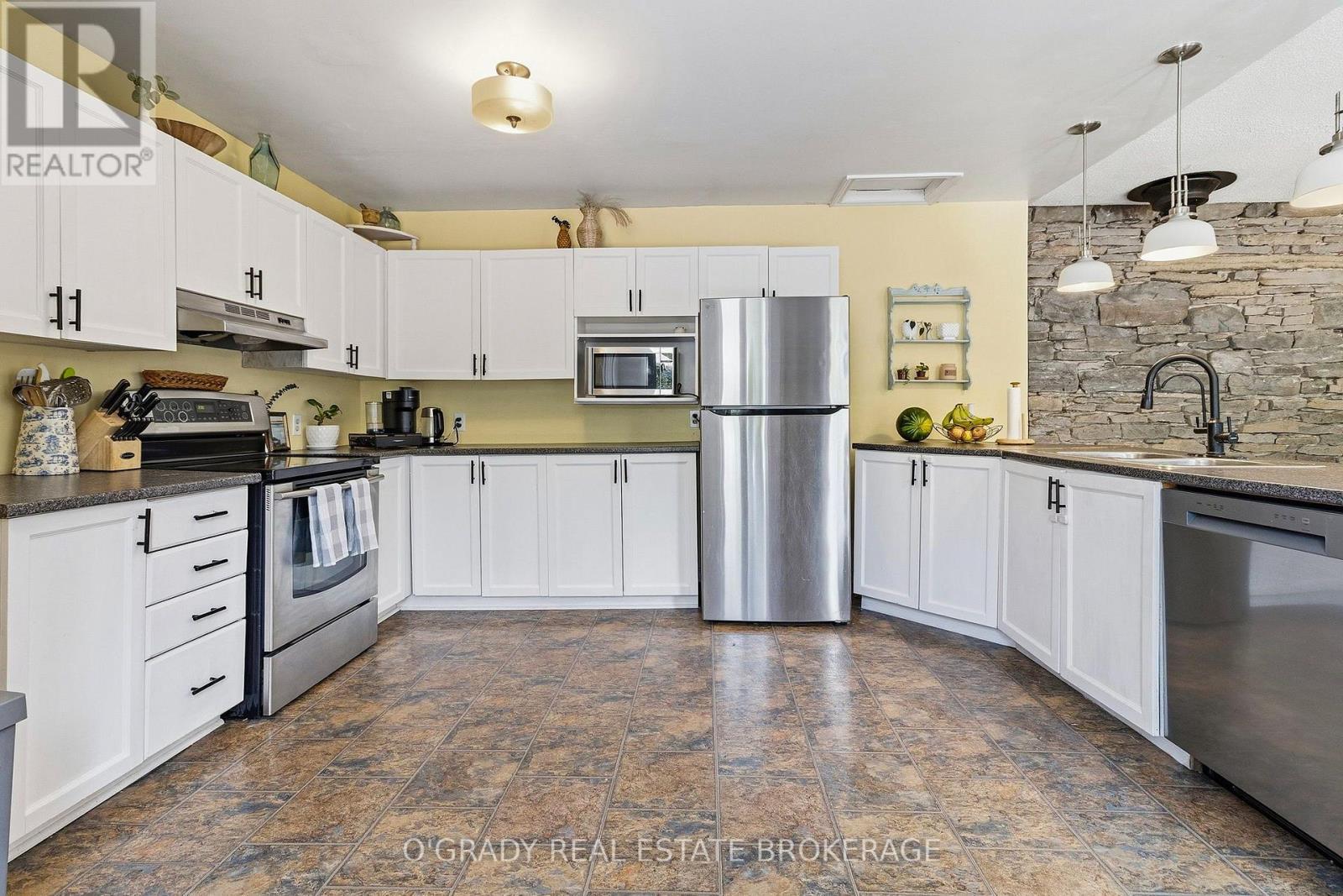 6582 6Th Concession Road, Elizabethtown-Kitley, ON