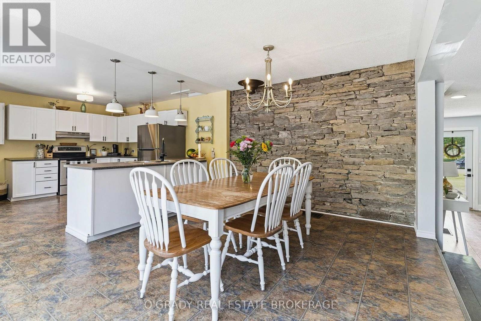 6582 6Th Concession Road, Elizabethtown-Kitley, ON