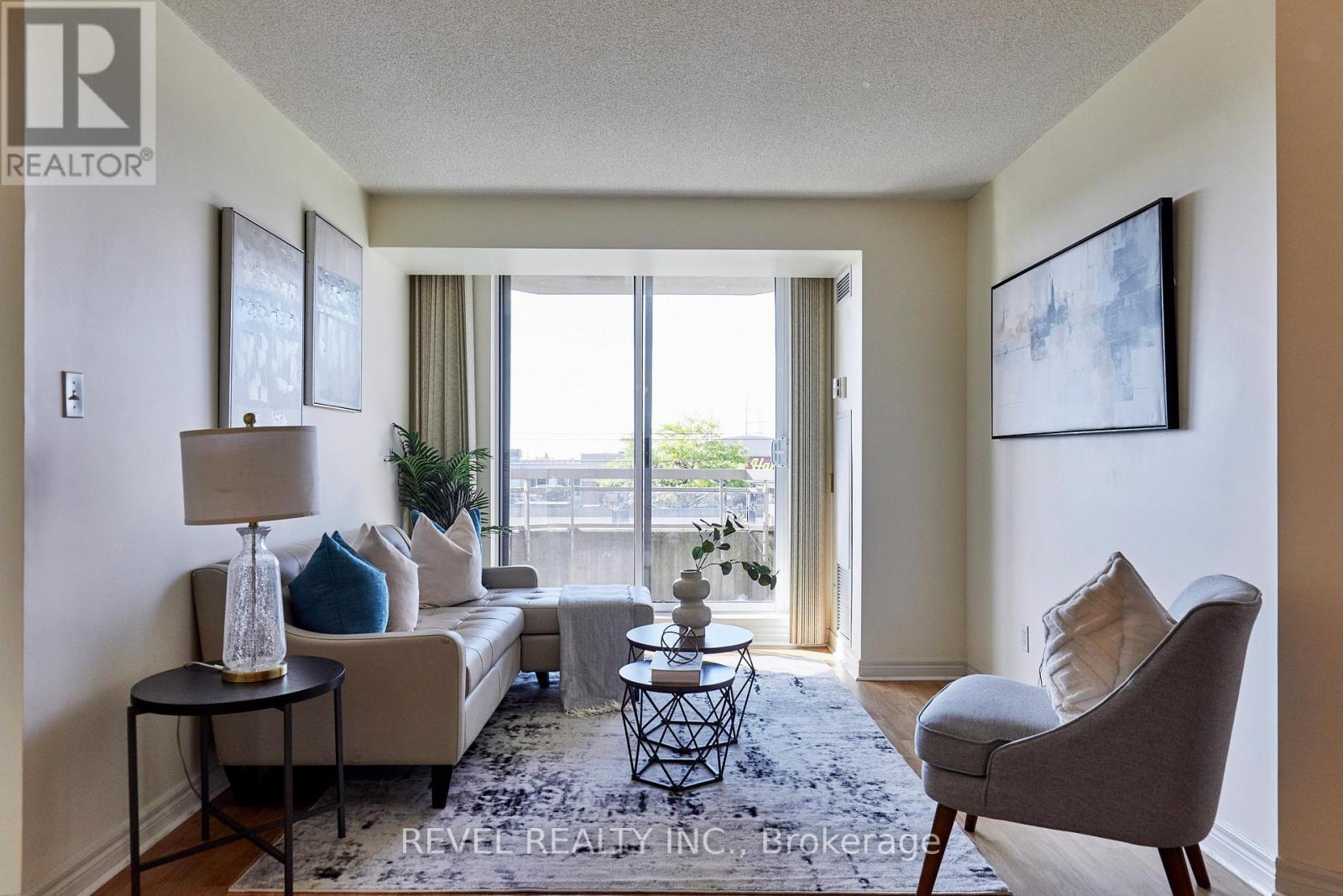 210 - 1700 Eglinton Avenue E, Toronto, ON