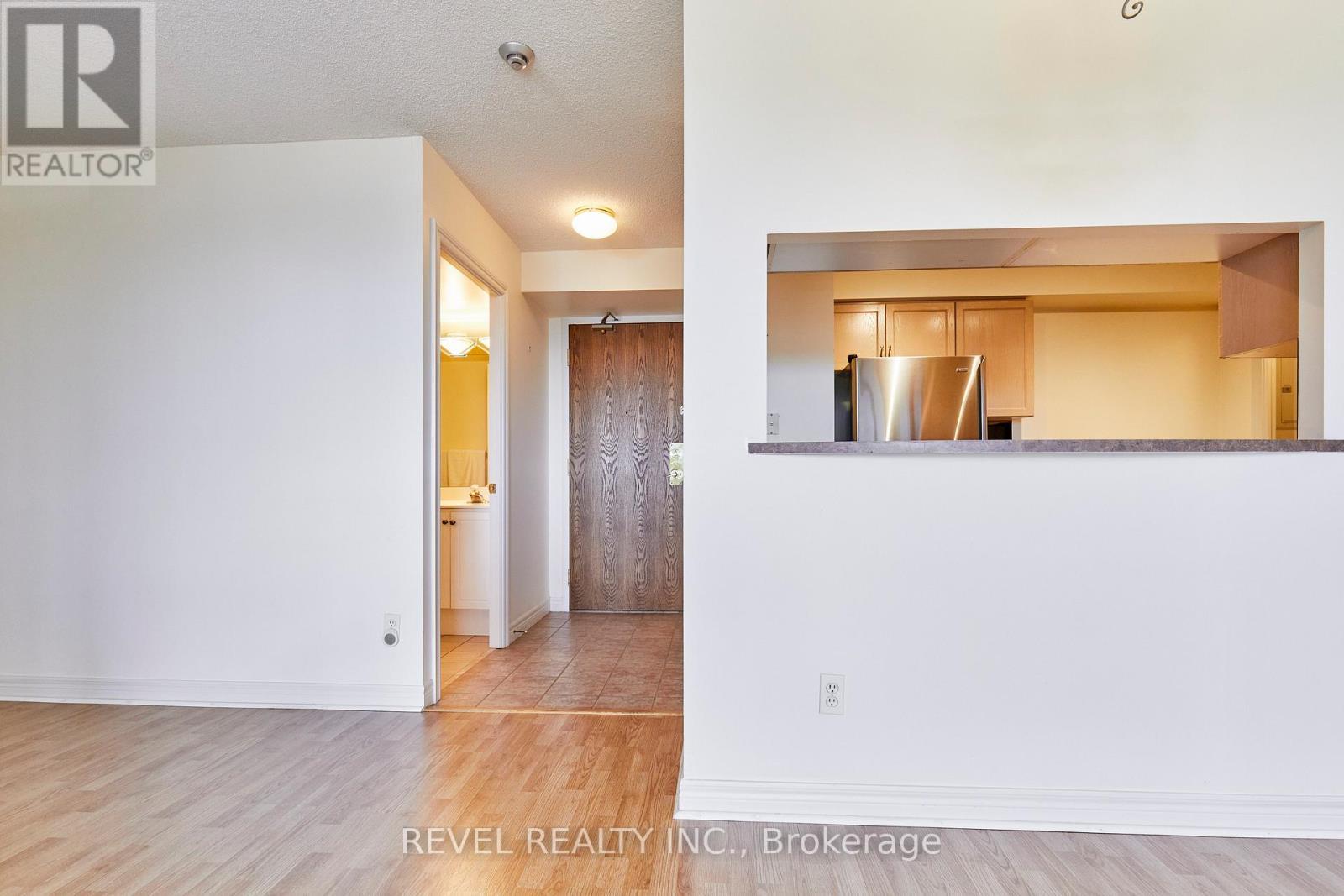210 - 1700 Eglinton Avenue E, Toronto, ON