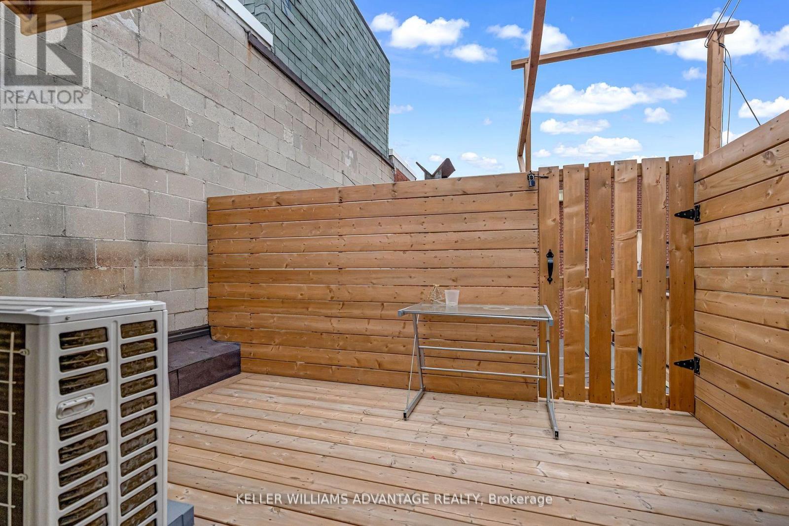 471 Danforth Avenue, Toronto, ON
