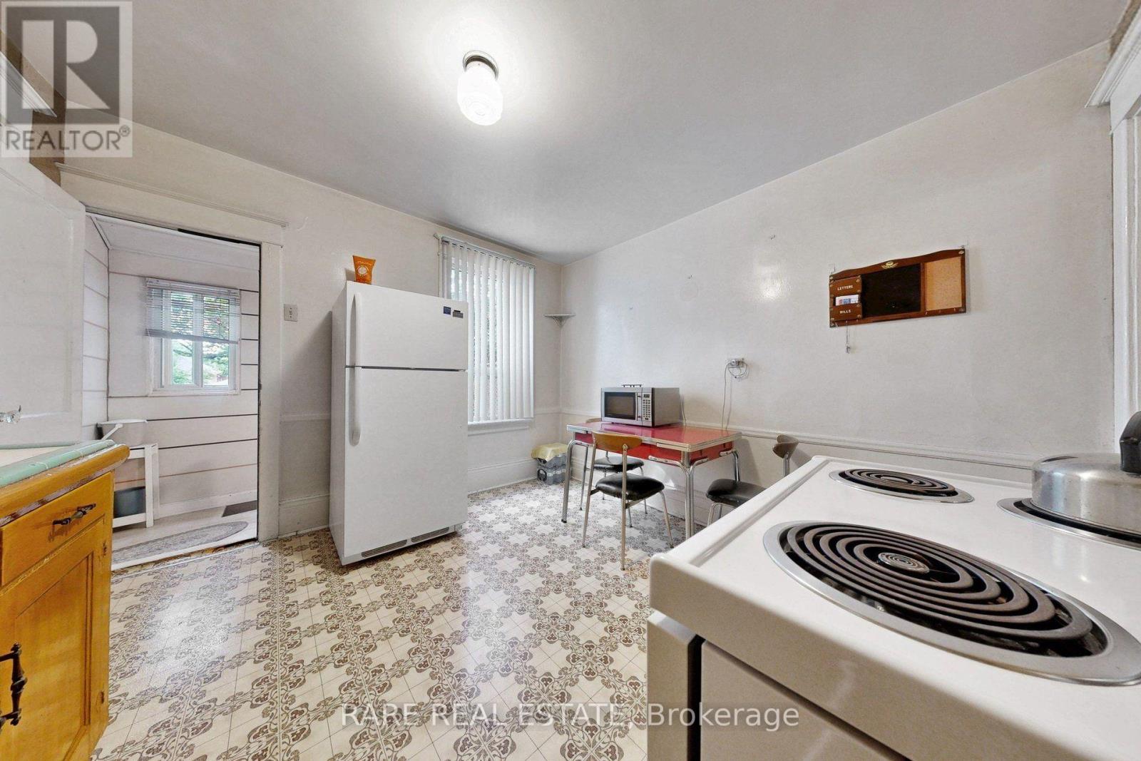 180 Atlas Avenue, Toronto, ON