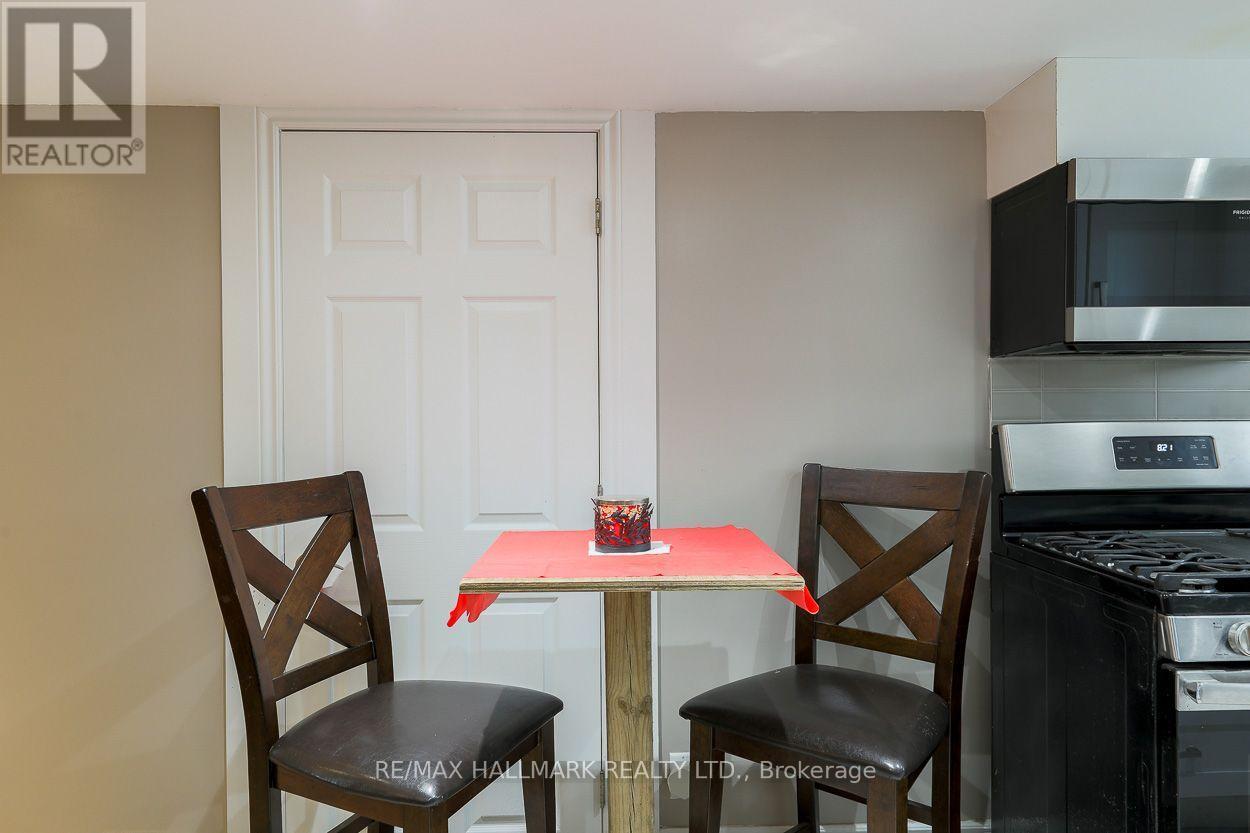 Basement Dining - 110 Lakeside Avenue, Toronto, ON