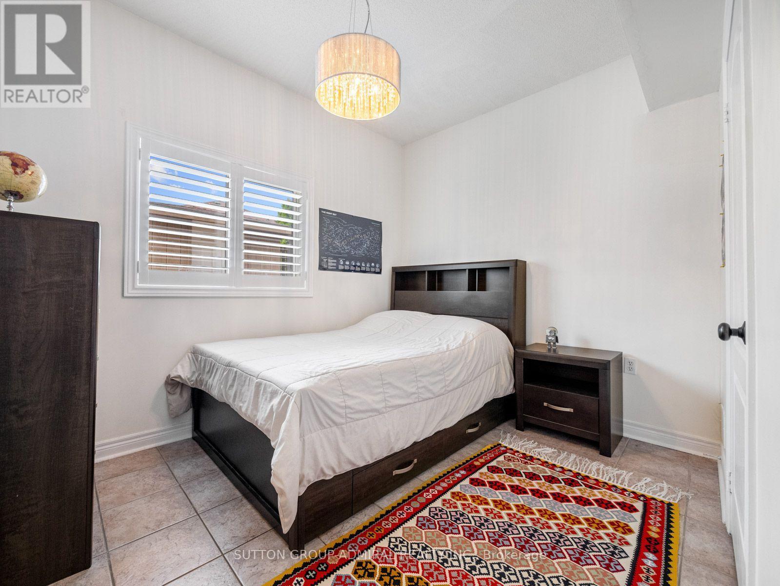 119 Blackthorn Drive, Vaughan, ON