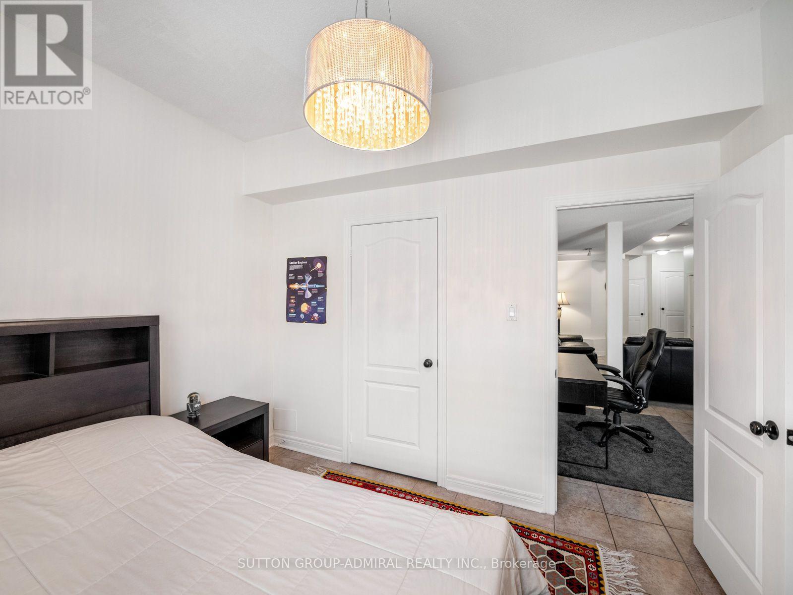 119 Blackthorn Drive, Vaughan, ON