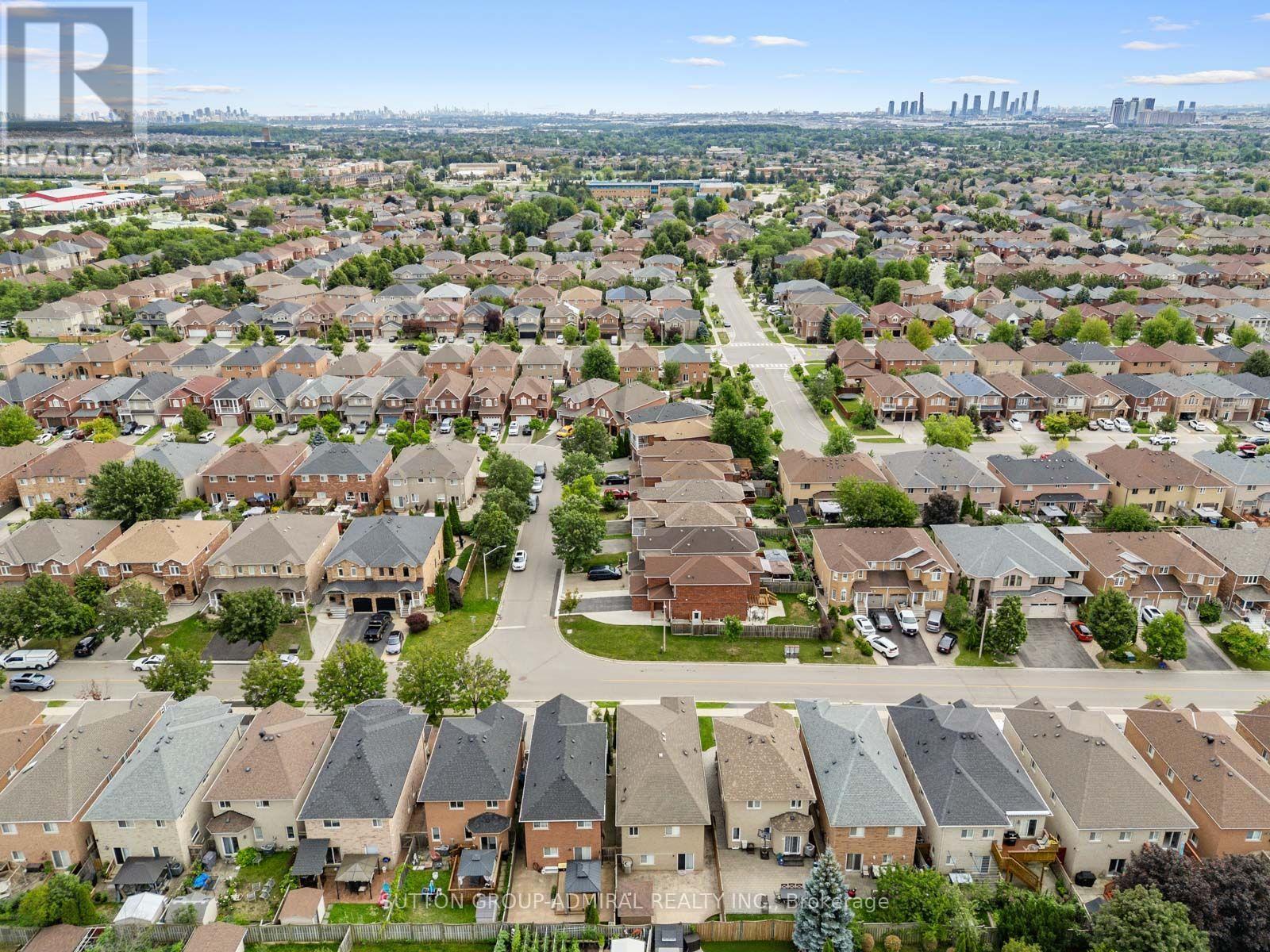 119 Blackthorn Drive, Vaughan, ON