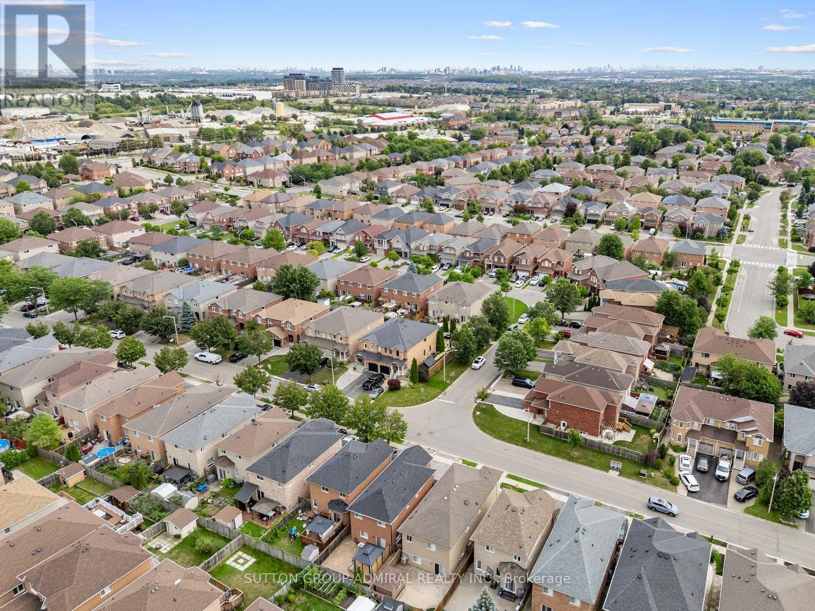 119 Blackthorn Drive, Vaughan, ON