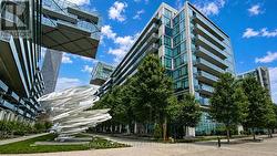 1305 - 39 QUEENS QUAY E Toronto, ON M5E 0A5