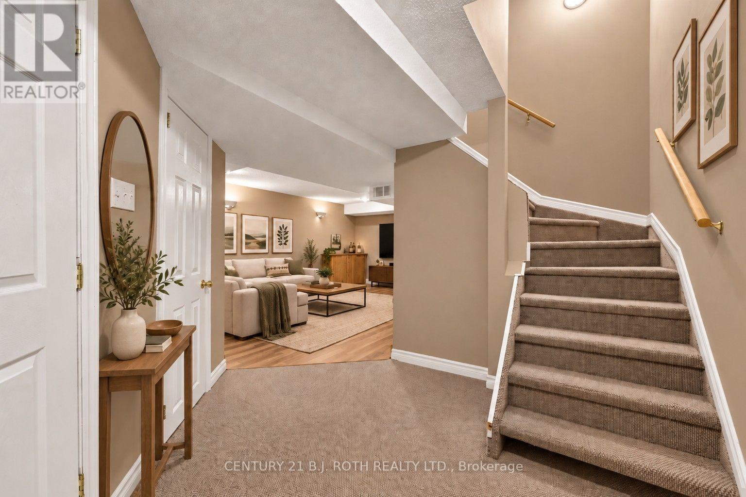 36 Aikens Crescent, Barrie, ON