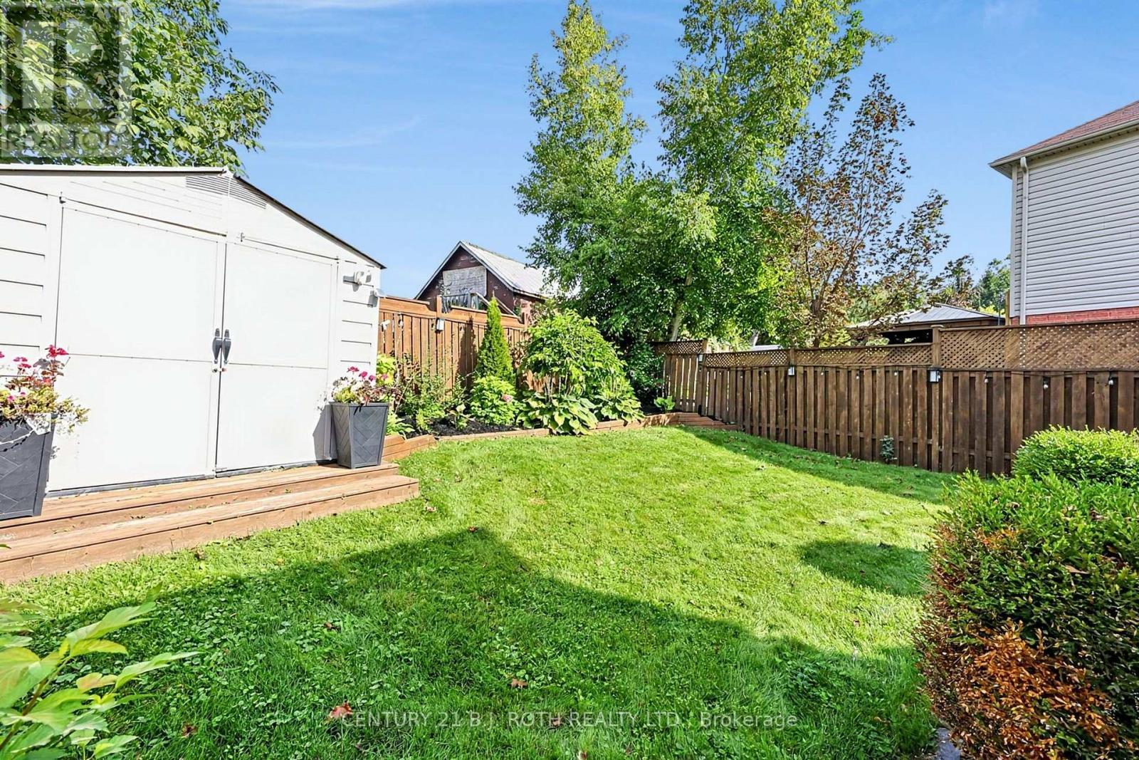 36 Aikens Crescent, Barrie, ON