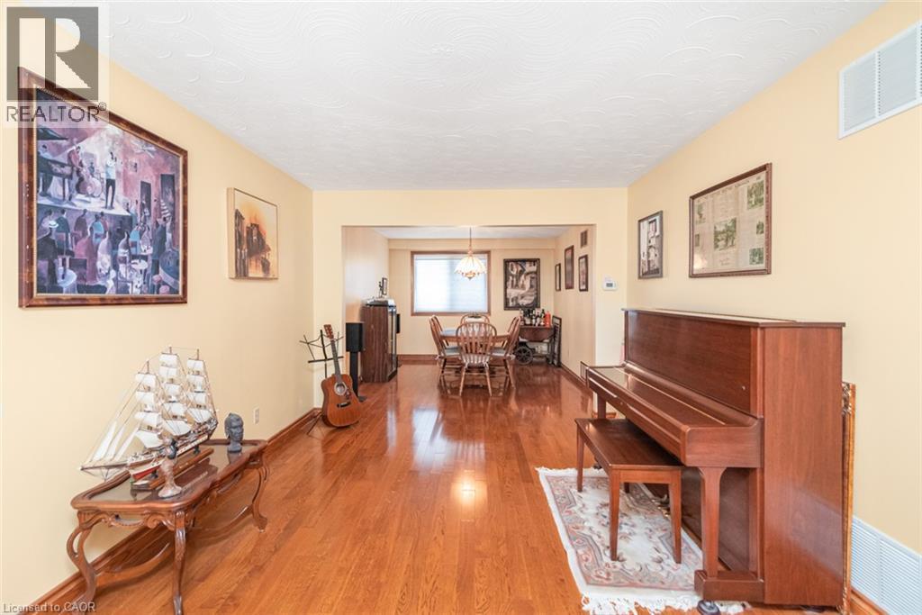 311 Hemlock Avenue, Stoney Creek, ON