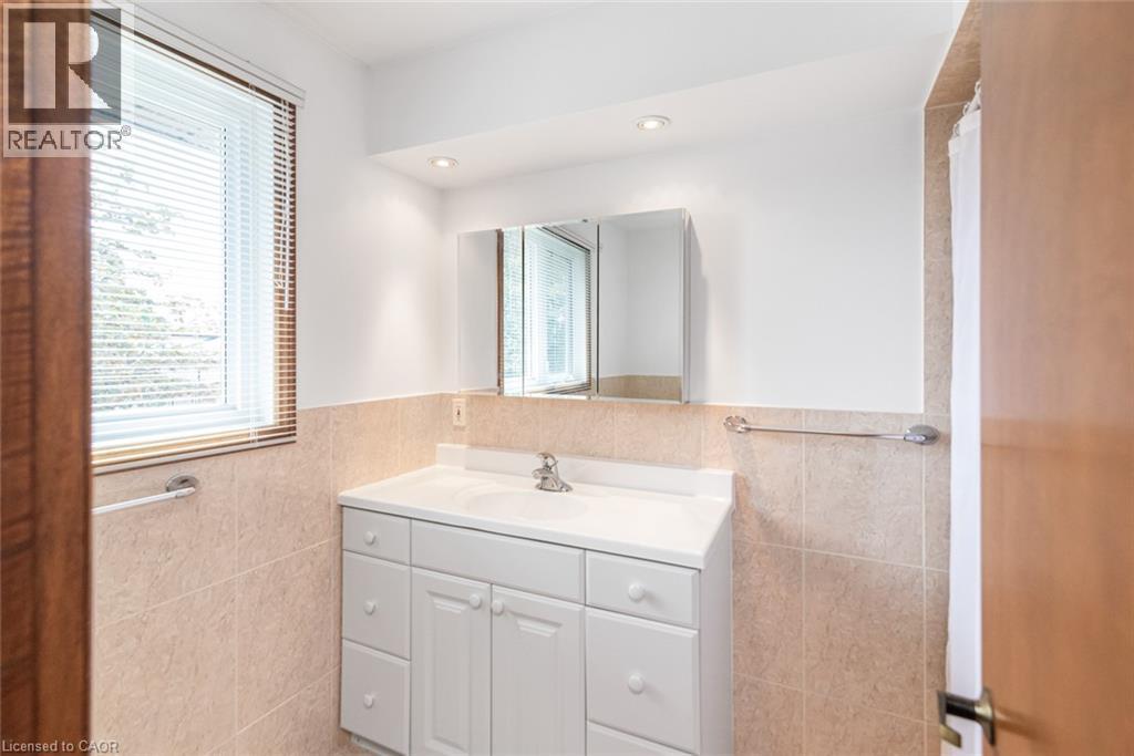 311 Hemlock Avenue, Stoney Creek, ON