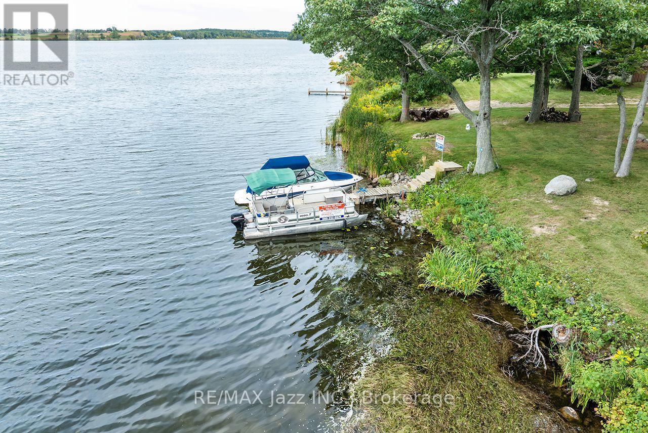 144 Long Island, Otonabee-South Monaghan, ON