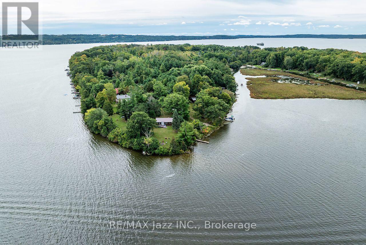 144 Long Island, Otonabee-South Monaghan, ON