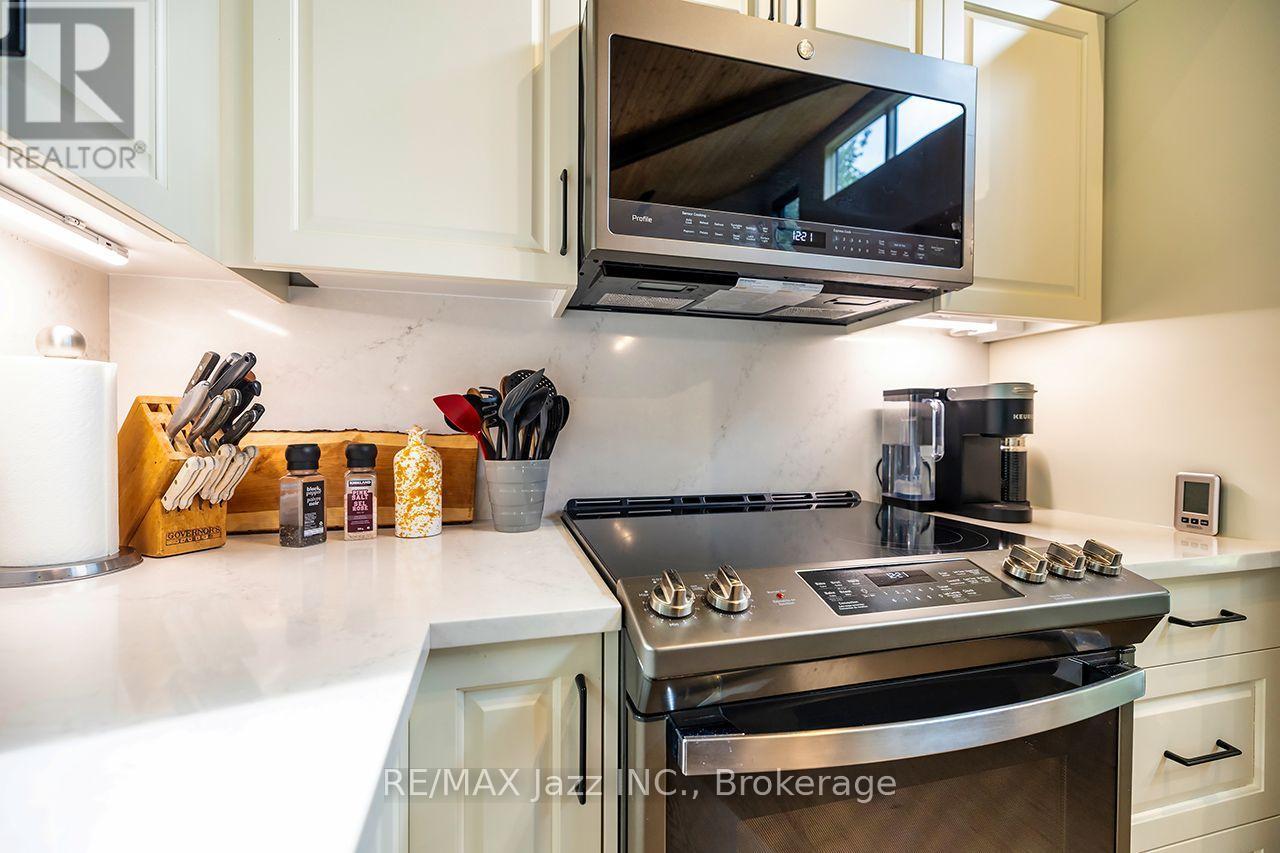 144 Long Island, Otonabee-South Monaghan, ON