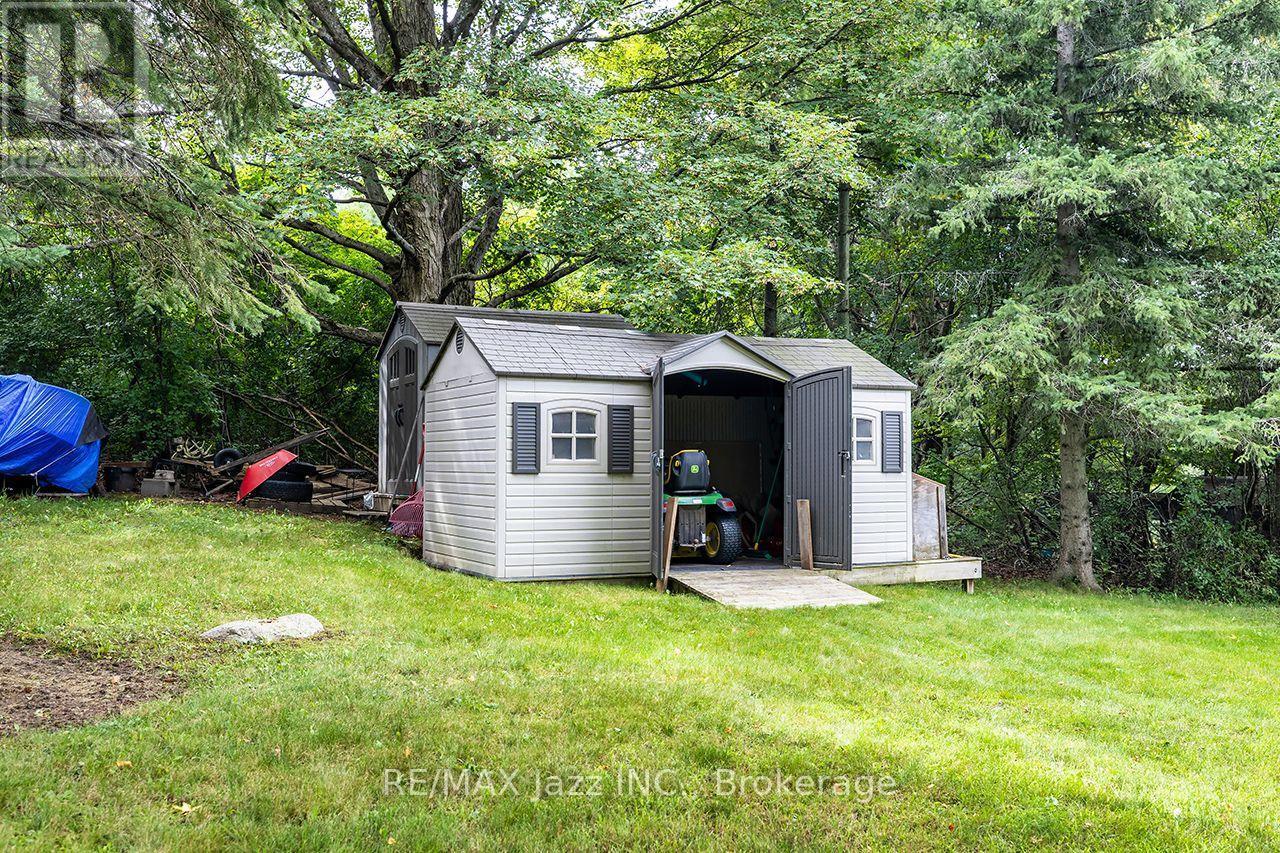 144 Long Island, Otonabee-South Monaghan, ON