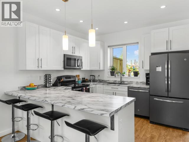 11-85 Aksala Drive, Whitehorse, YT