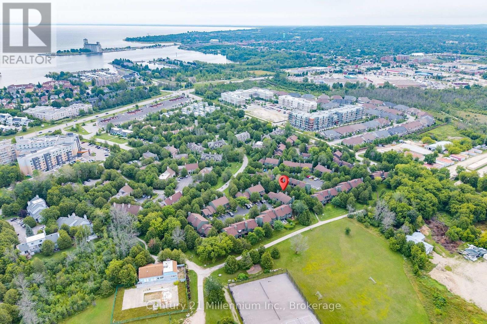 156 Escarpment Crescent, Collingwood, ON