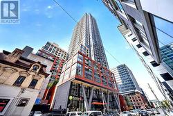1717 - 108 PETER STREET Toronto, ON M5V 0W2