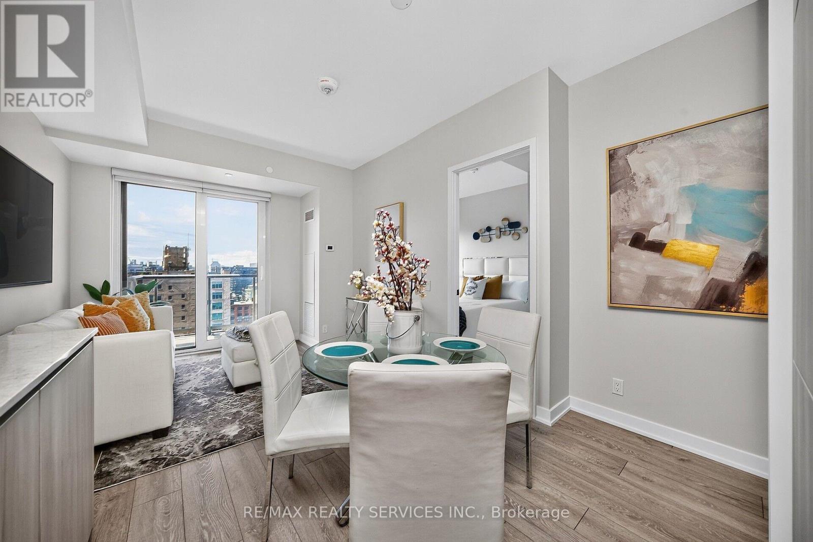 1717 - 108 Peter Street, Toronto, ON