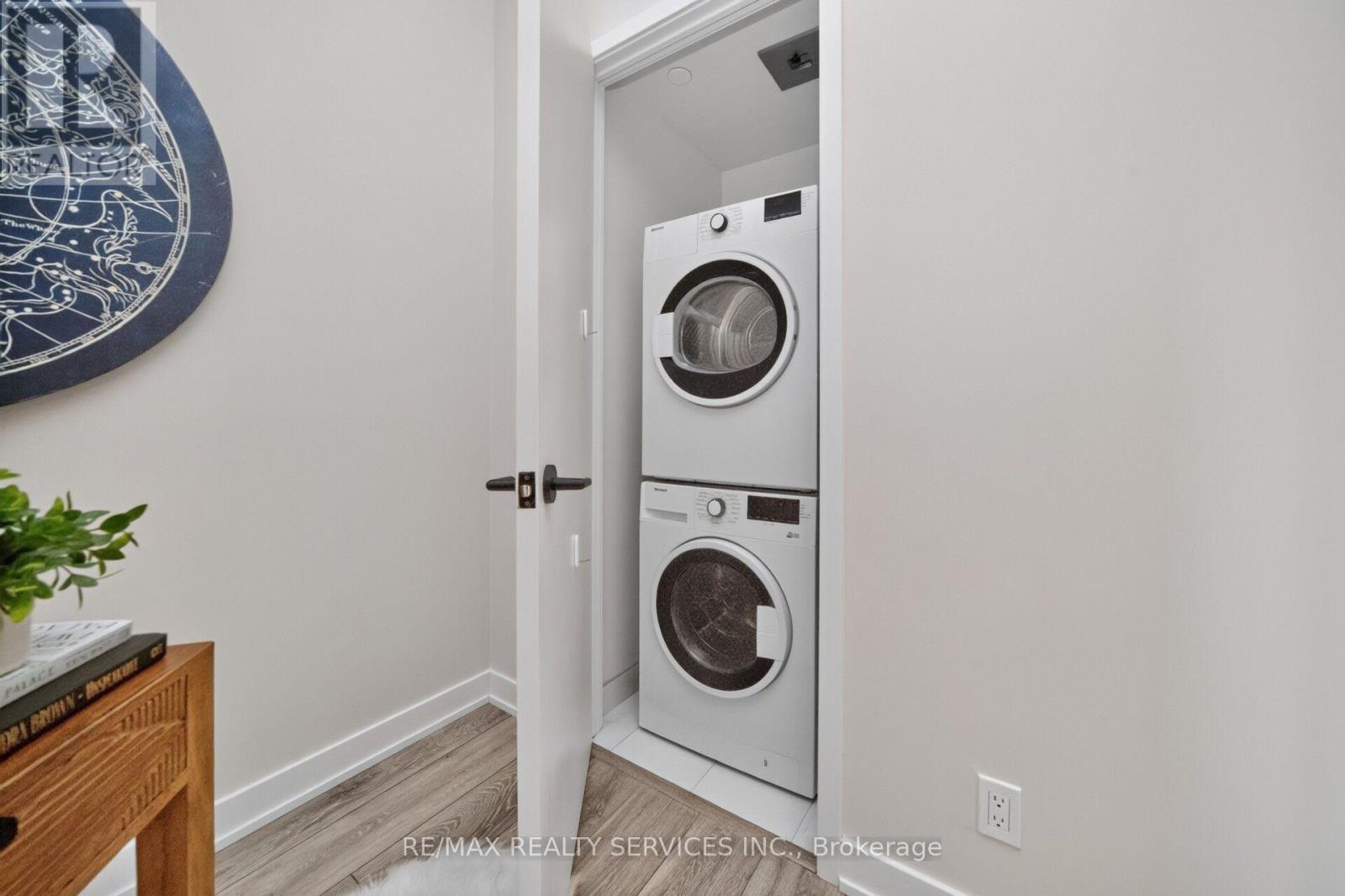 1717 - 108 Peter Street, Toronto, ON