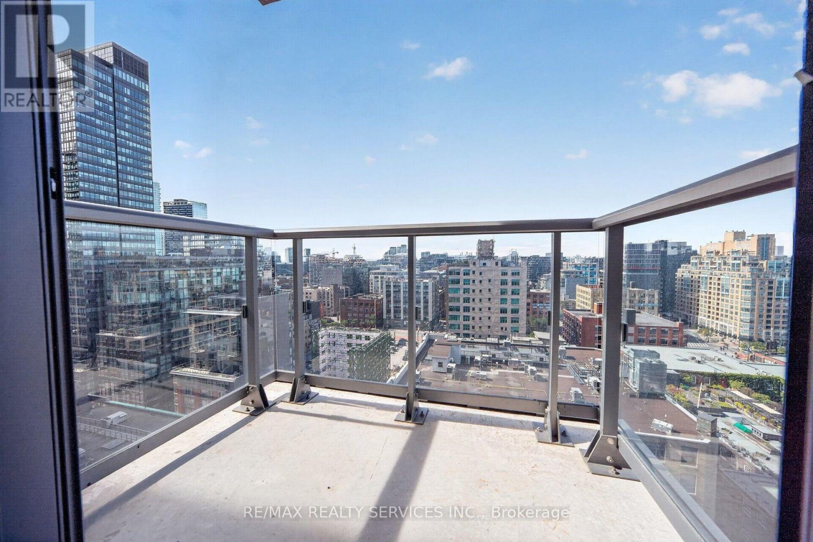 1717 - 108 Peter Street, Toronto, ON