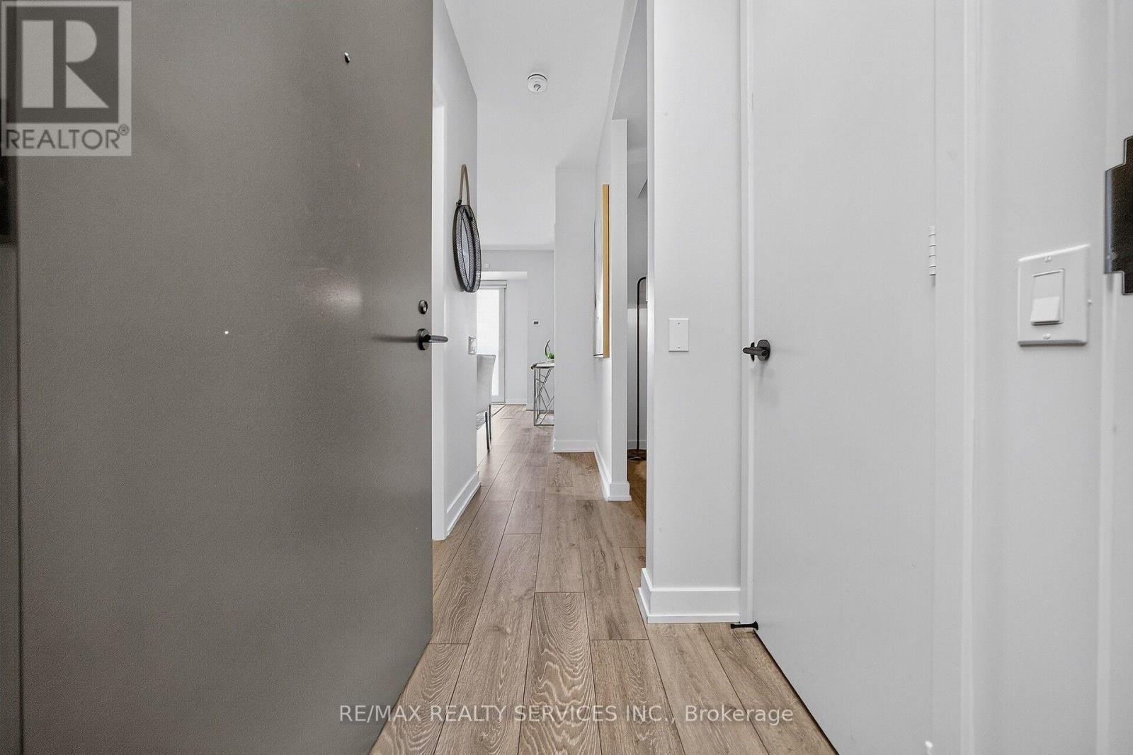 1717 - 108 Peter Street, Toronto, ON