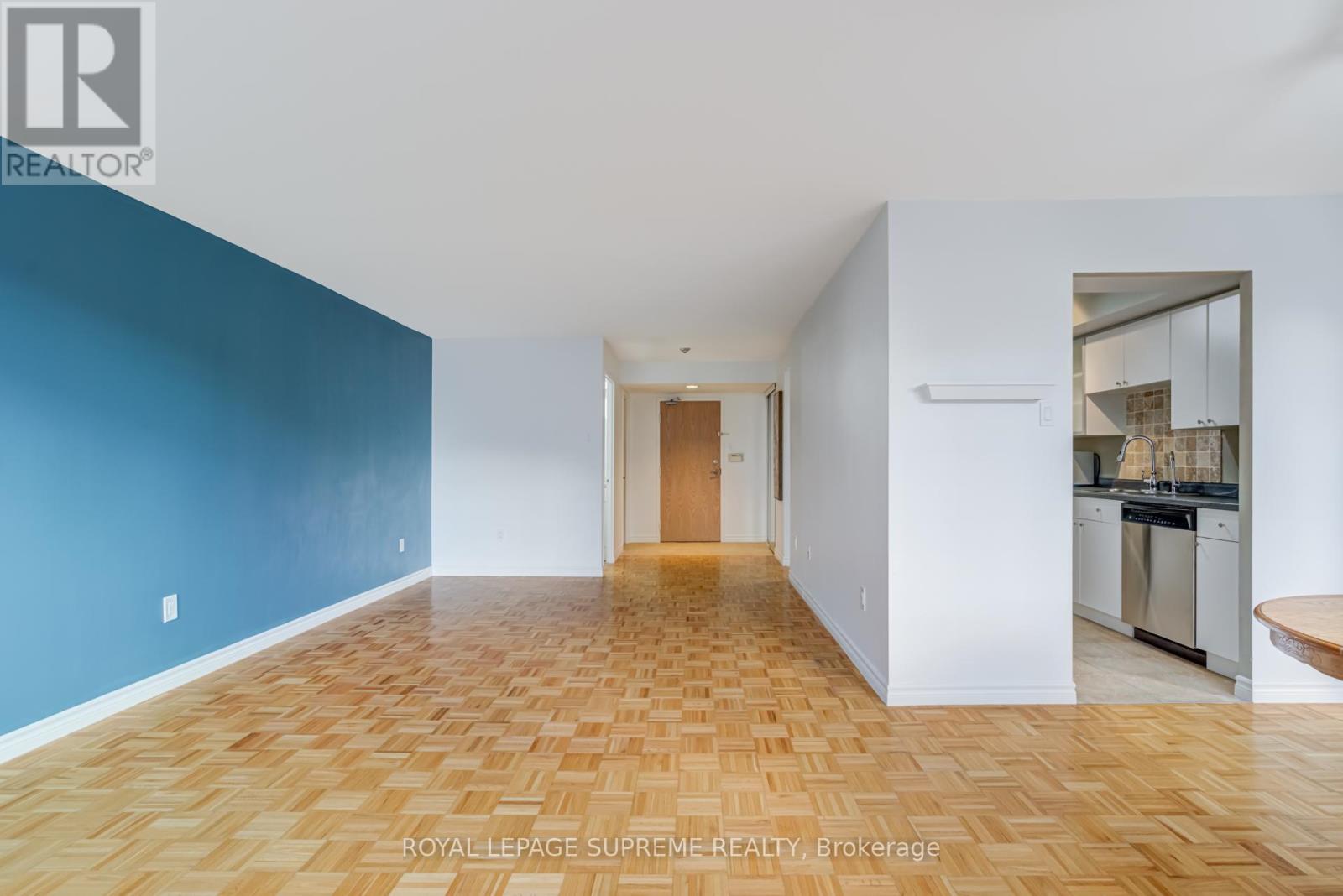 1804 - 5 Kenneth Avenue, Toronto, ON