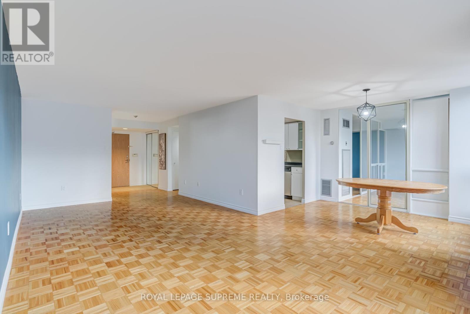 1804 - 5 Kenneth Avenue, Toronto, ON