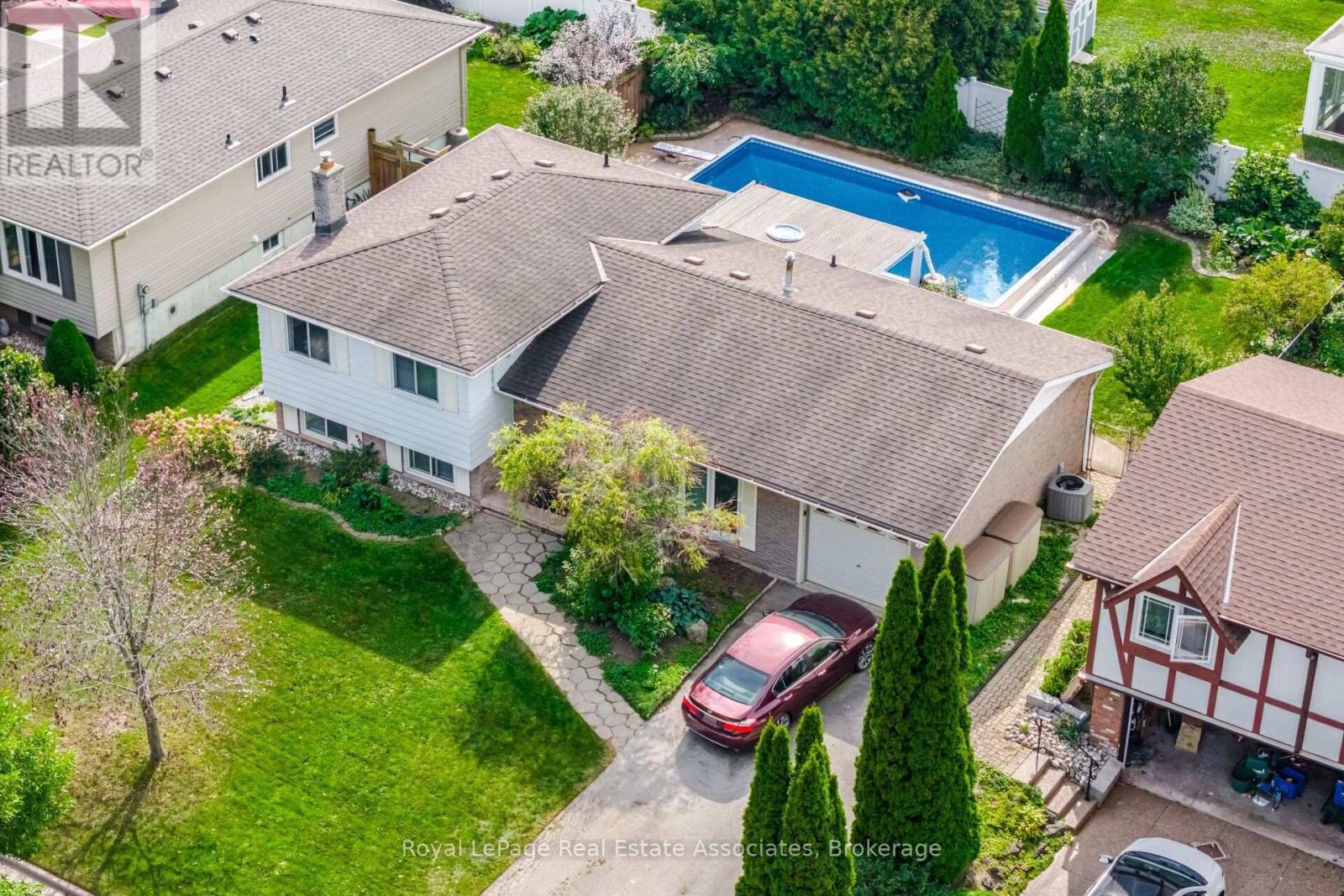 2452 Yarmouth Crescent, Oakville, ON
