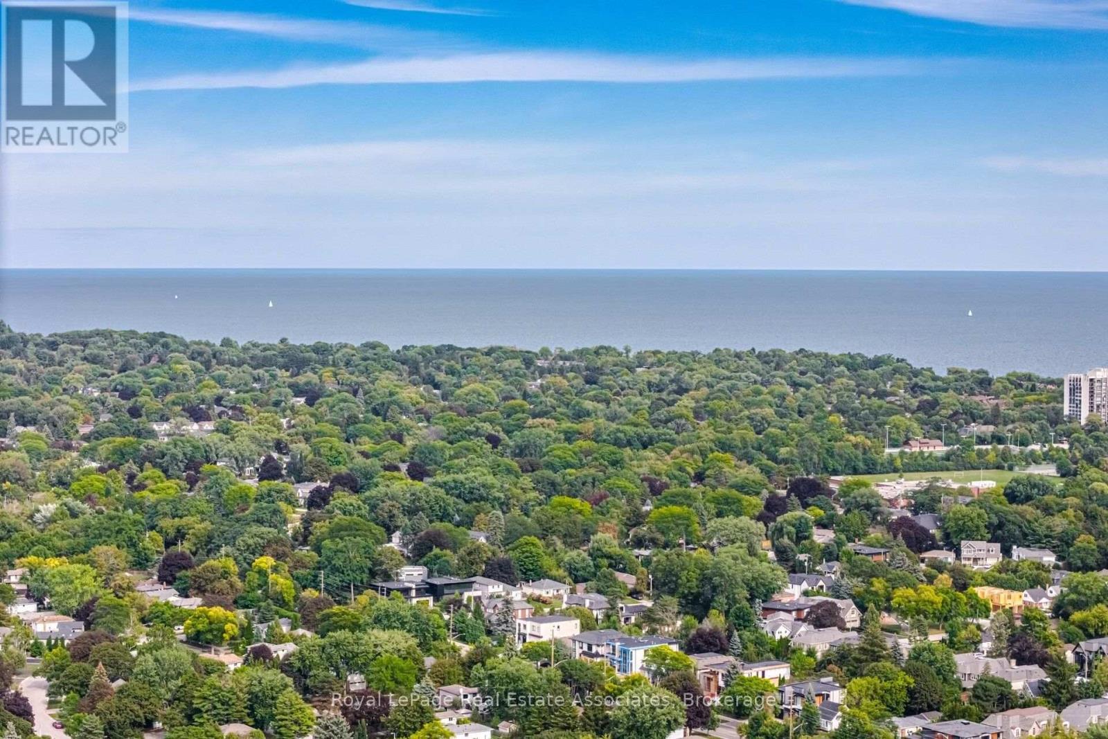 2452 Yarmouth Crescent, Oakville, ON