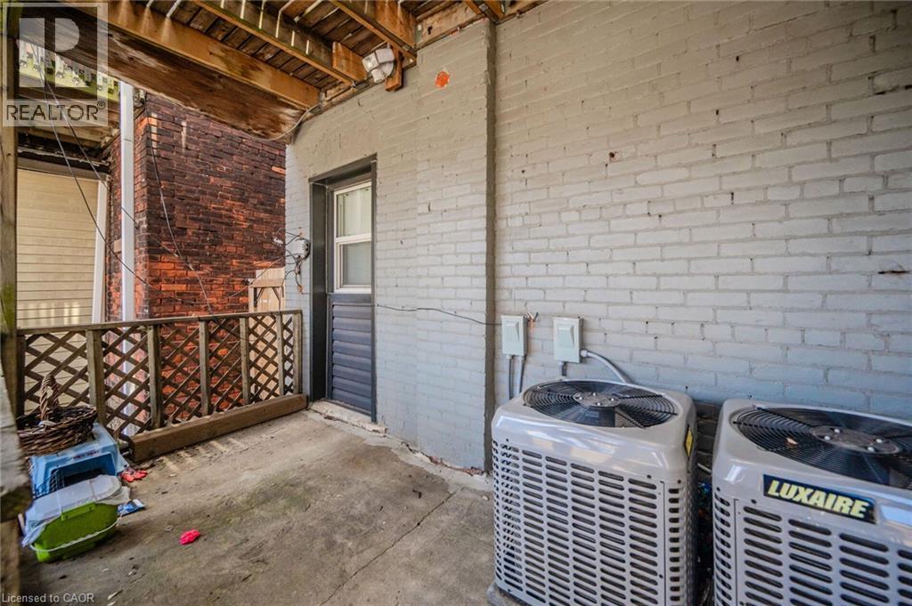 Main floor unit (#2) - 74 Cathcart Street, Hamilton, ON
