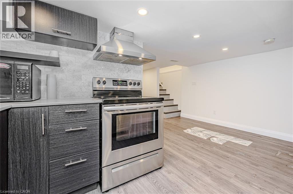 Lower Unit (#1) - 74 Cathcart Street, Hamilton, ON