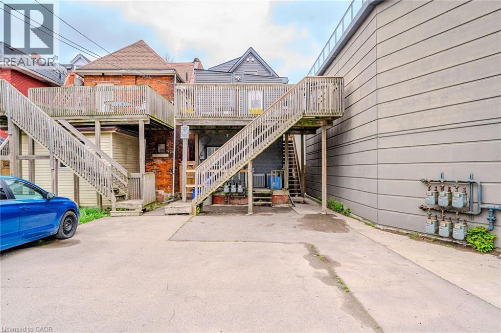 Lower Unit (#1) - 74 Cathcart Street, Hamilton, ON