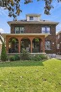 17 TUXEDO AVENUE S Hamilton, ON L8K 2R7