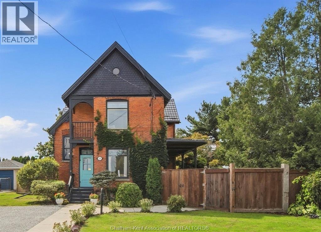 136 King Street South, Highgate, ON