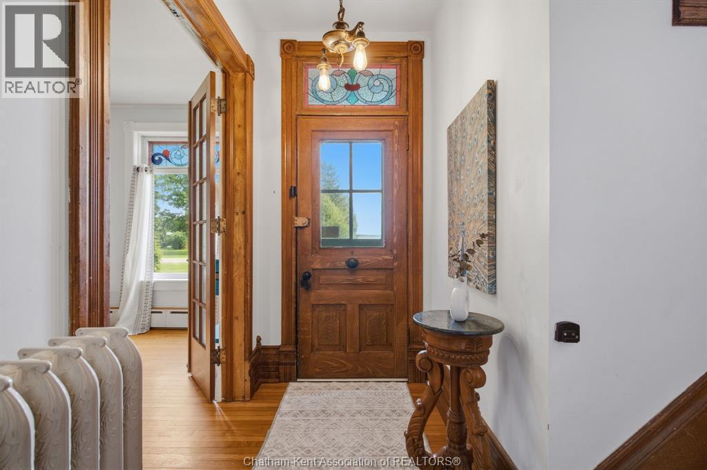 136 King Street South, Highgate, ON