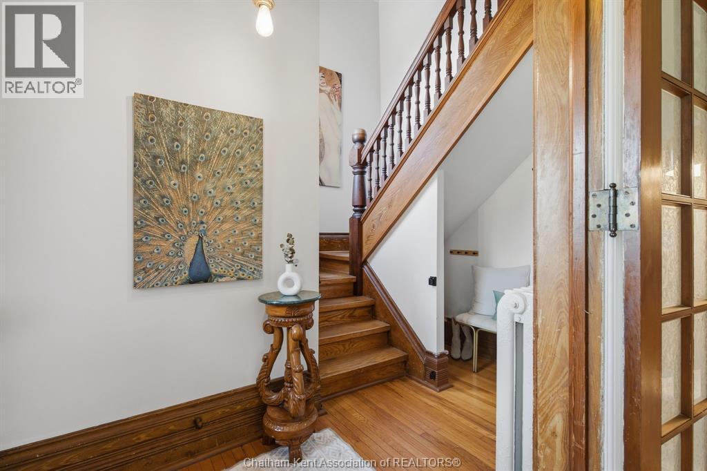 136 King Street South, Highgate, ON