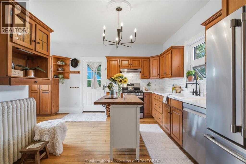 136 King Street South, Highgate, ON
