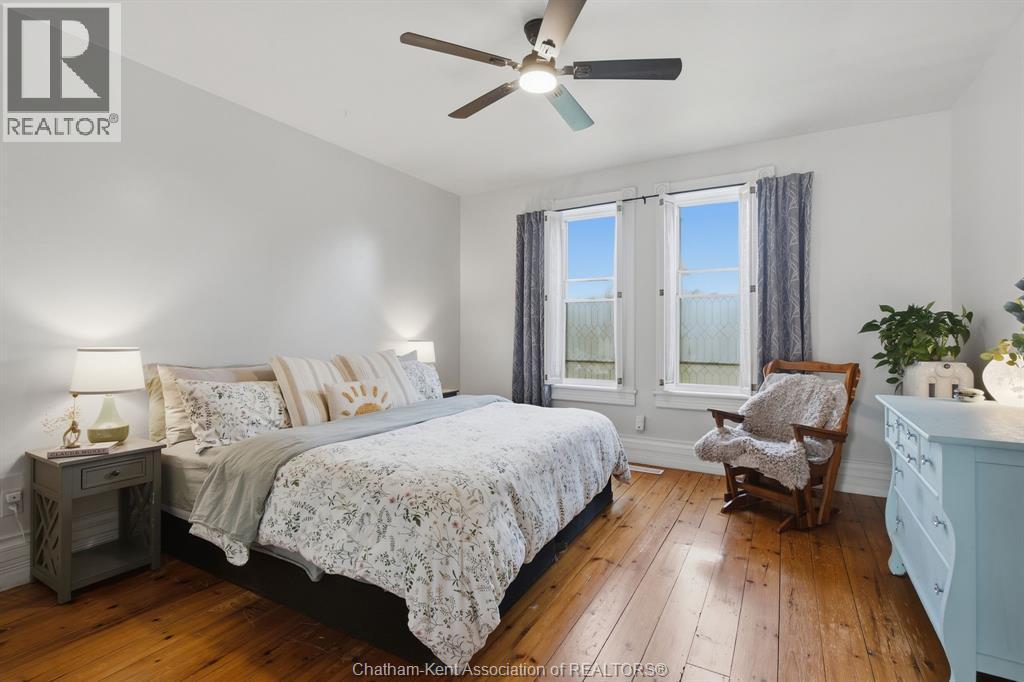 136 King Street South, Highgate, ON