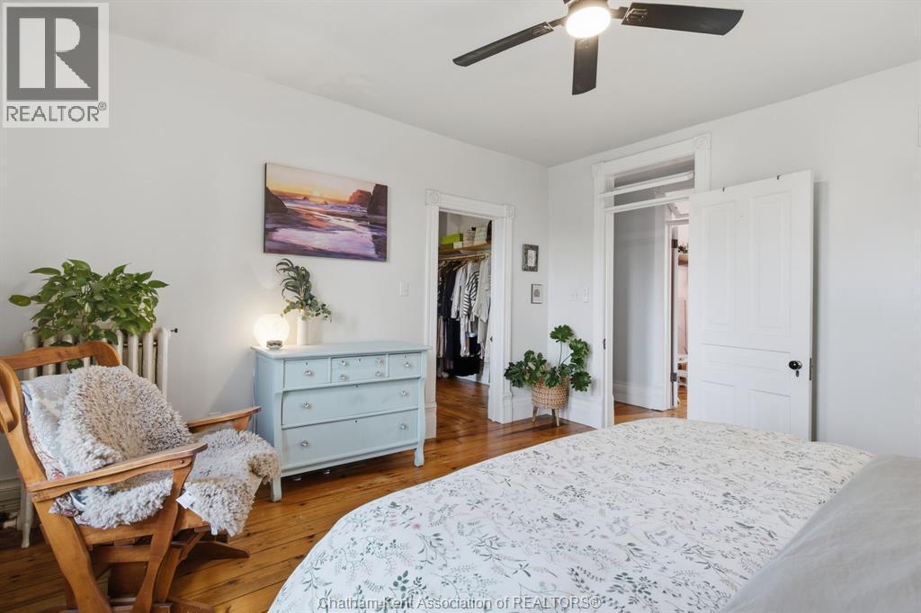 136 King Street South, Highgate, ON