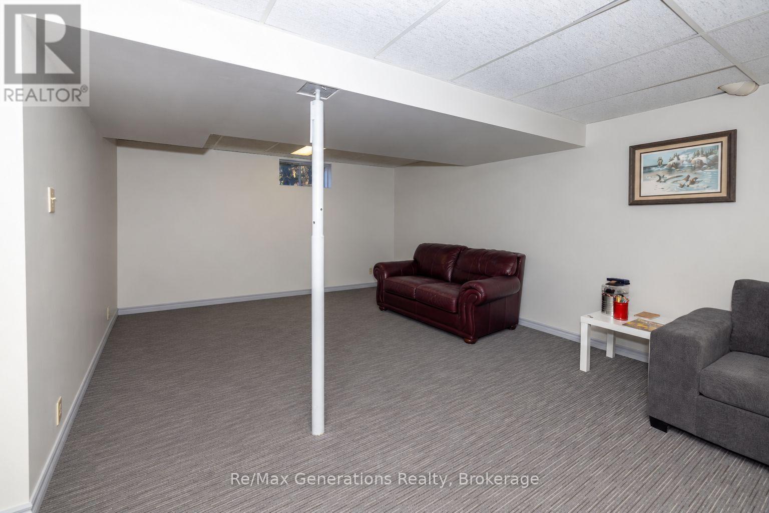 235 Maple Avenue, Thunder Bay (Forest Park), ON
