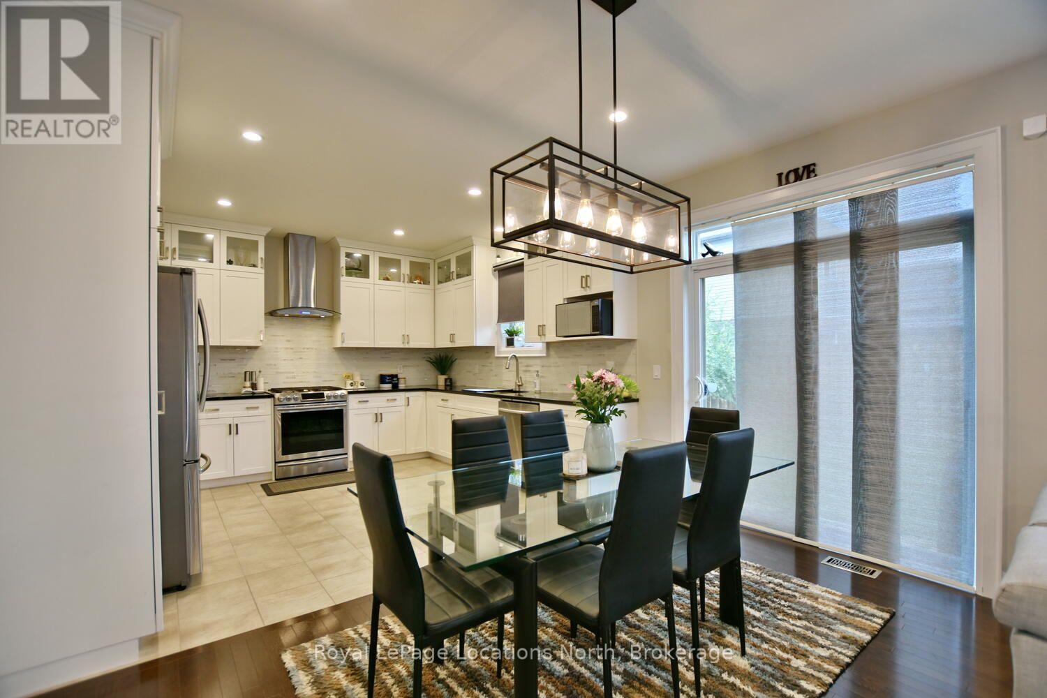 22 Portland Street, Collingwood, ON
