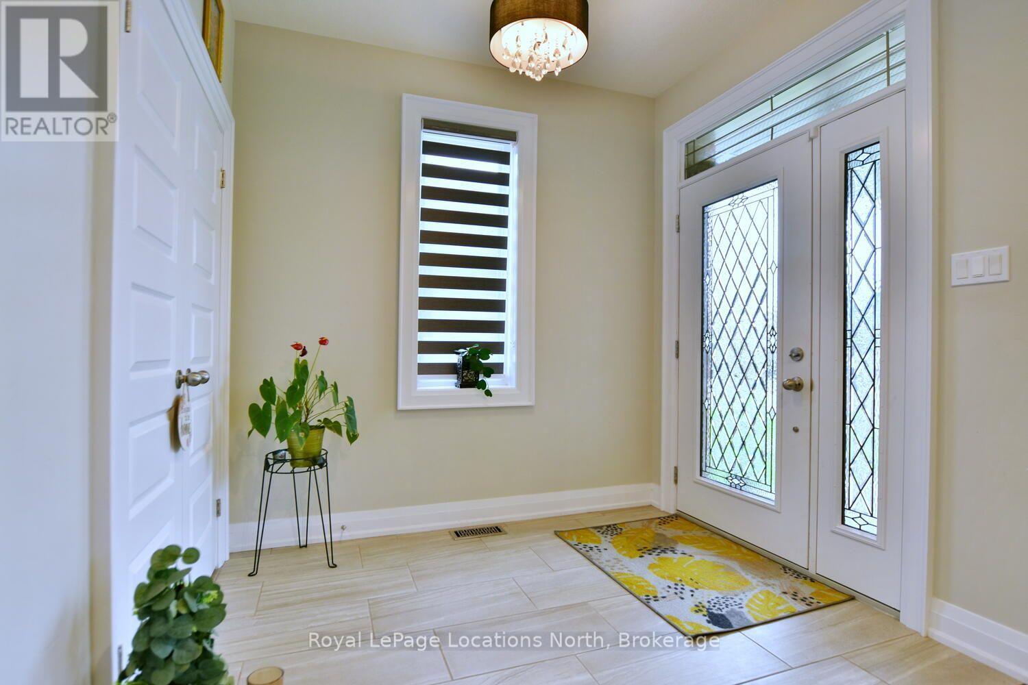 22 Portland Street, Collingwood, ON