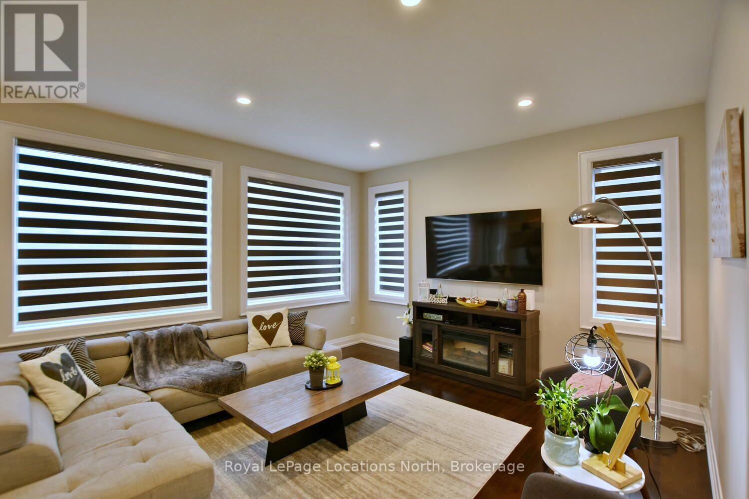 22 Portland Street, Collingwood, ON