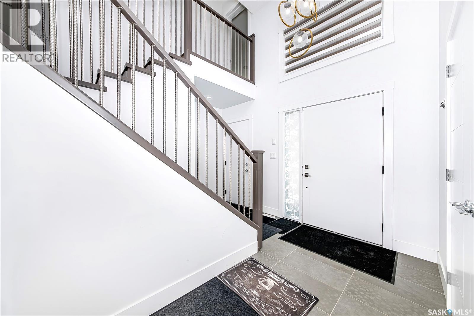 106 Kenaschuk Crescent, Saskatoon, SK