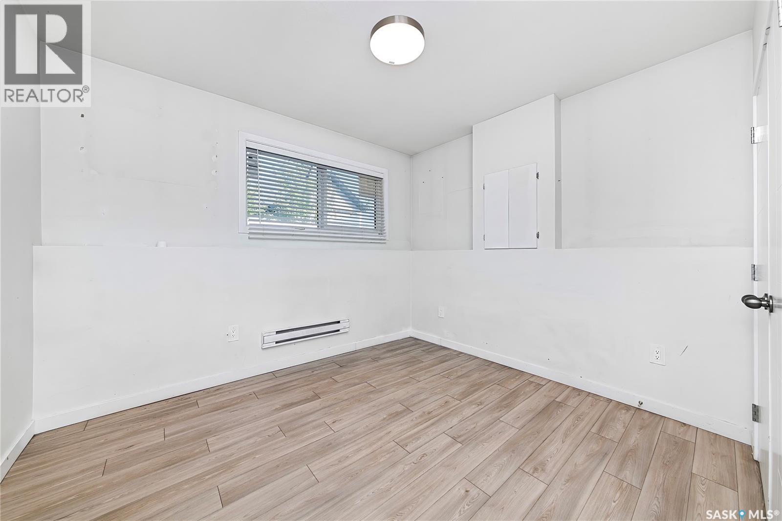 106 Kenaschuk Crescent, Saskatoon, SK