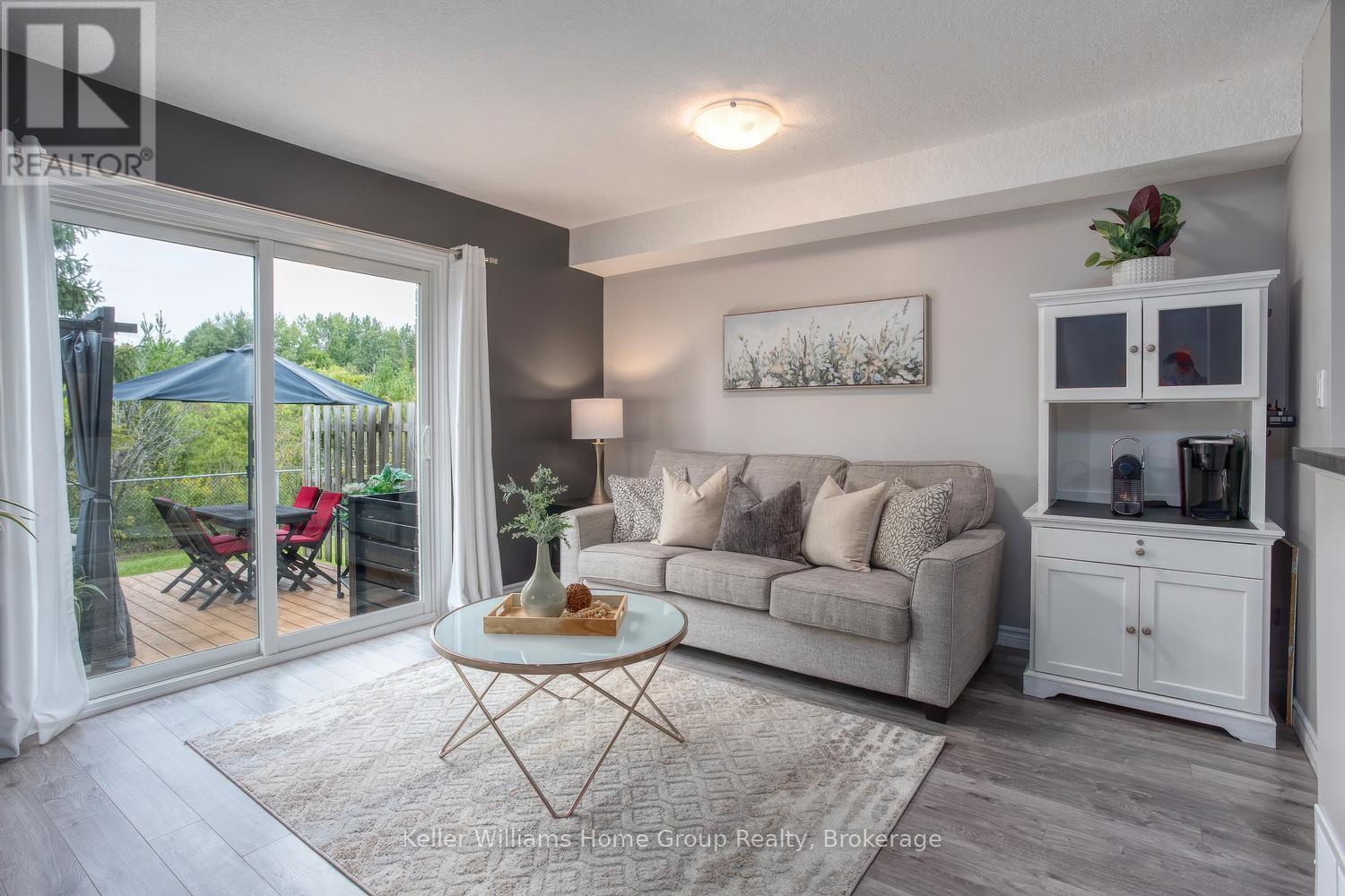 21 - 30 Imperial Road S, Guelph (Willow West/Sugarbush/West Acres), ON