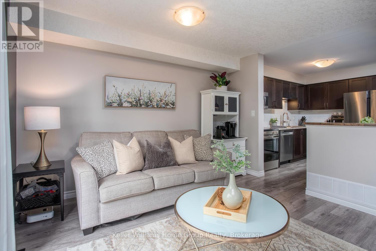 21 - 30 Imperial Road S, Guelph (Willow West/Sugarbush/West Acres), ON